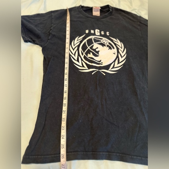 UNGCC Godzilla Vintage/Y2K Graphic Tee. Fruit of the Loom Heavy Cotton. - Picture 4 of 9